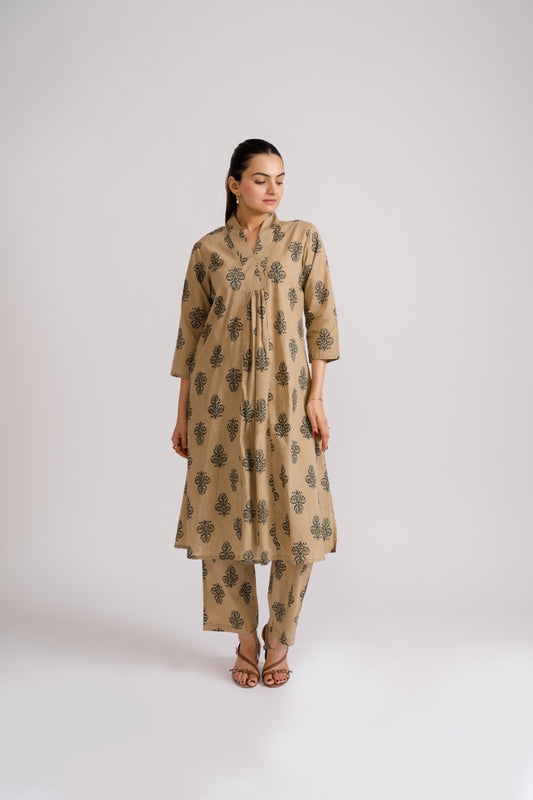 Beige black mughal buta block print cotton coord set full front view – Ekisha
