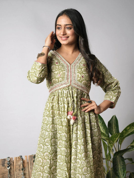 Ekisha's women floral printed green cotton maxi dress - Ekisha