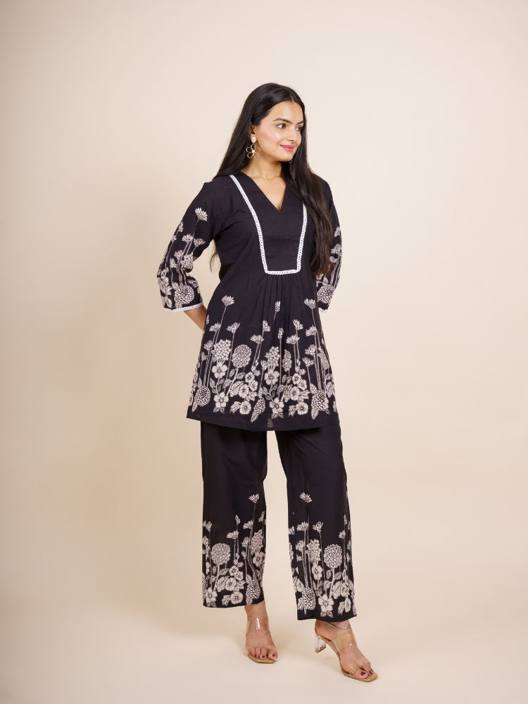 Ekisha's women black designer panel printed cotton co-ord set lounge wear, side view