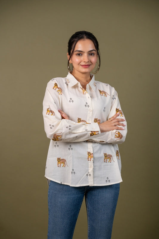 Women cotton white lion printed relaxed fit shirt, front view 4