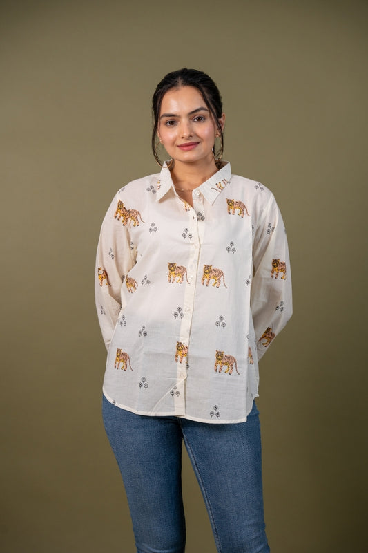 Women cotton white lion printed relaxed fit shirt, front view 2