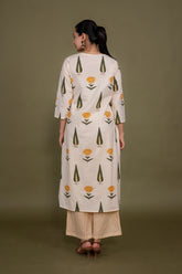 Women cream designer printed floral pure cotton Co-Ord Set, back view