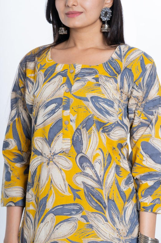Ekisha women's cotton yellow bold printed floral printed straight kurta kurti - Ekisha