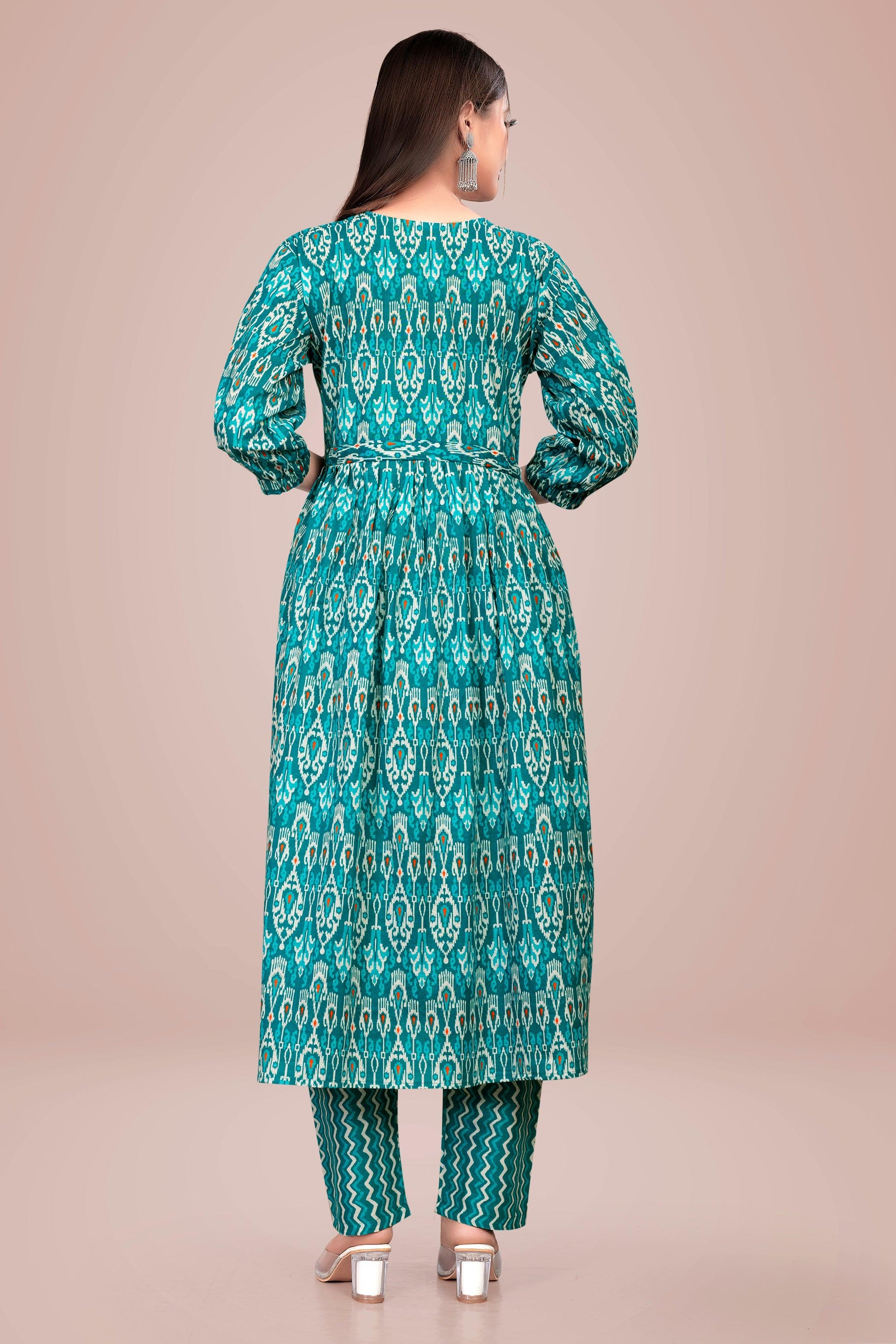 Ekisha's Rama Printed Kurta and Pant Set, back view