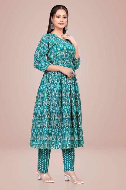 Ekisha's Rama Printed Kurta and Pant Set, side view