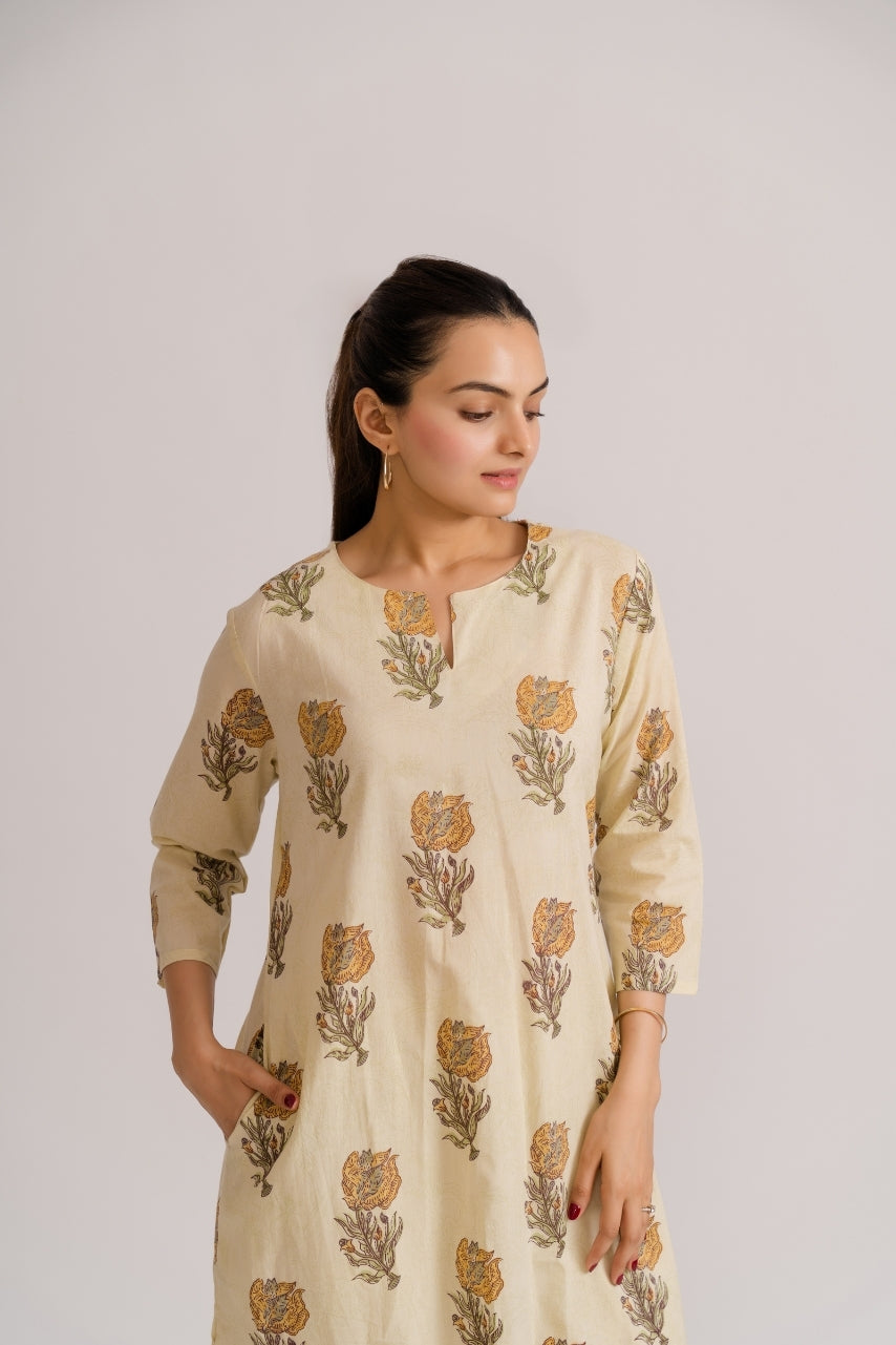 Contrast cream diamond geometric print straight pants with mustard buta kurti – Ekisha