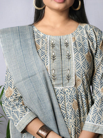 Cotton kurta set with dupatta, another detailed view