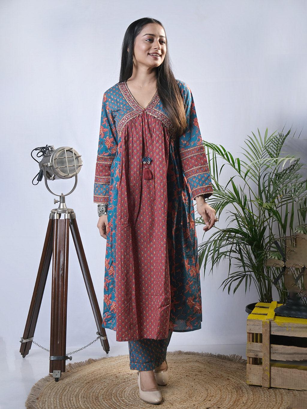 Maroon kurta with pant, side view