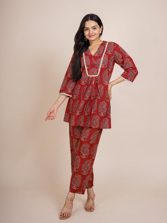 Ekisha's women maroon designer ajrak printed cotton co-ord set lounge wear, front view 4