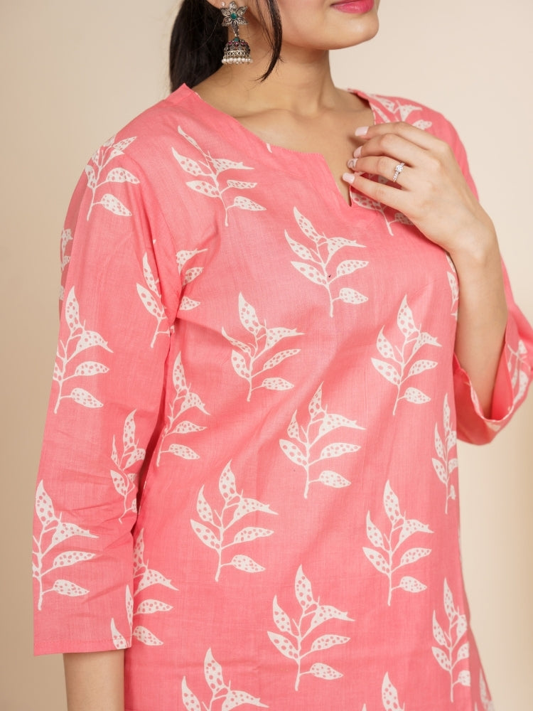 Ekisha's women peachish pink floral printed cotton co-ord set lounge wear, detailed view