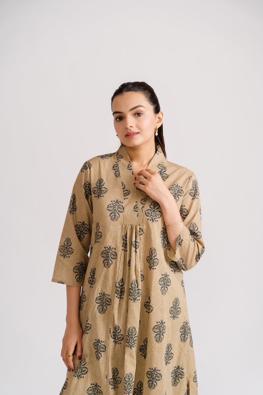 Close-up of black mughal buta motif block print on beige cotton coord set – Ekisha