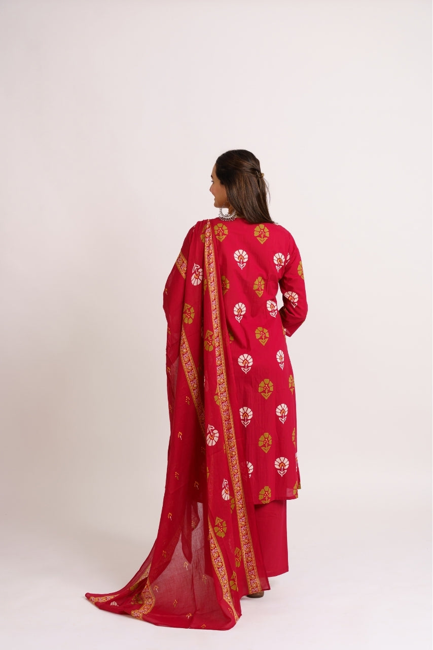 Gathered crimson red kurta with piped yoke and long sleeves