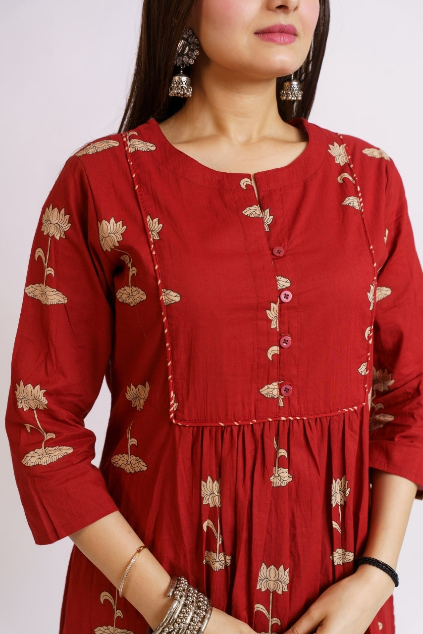 Women's golden floral print kurta and pants co-ord set