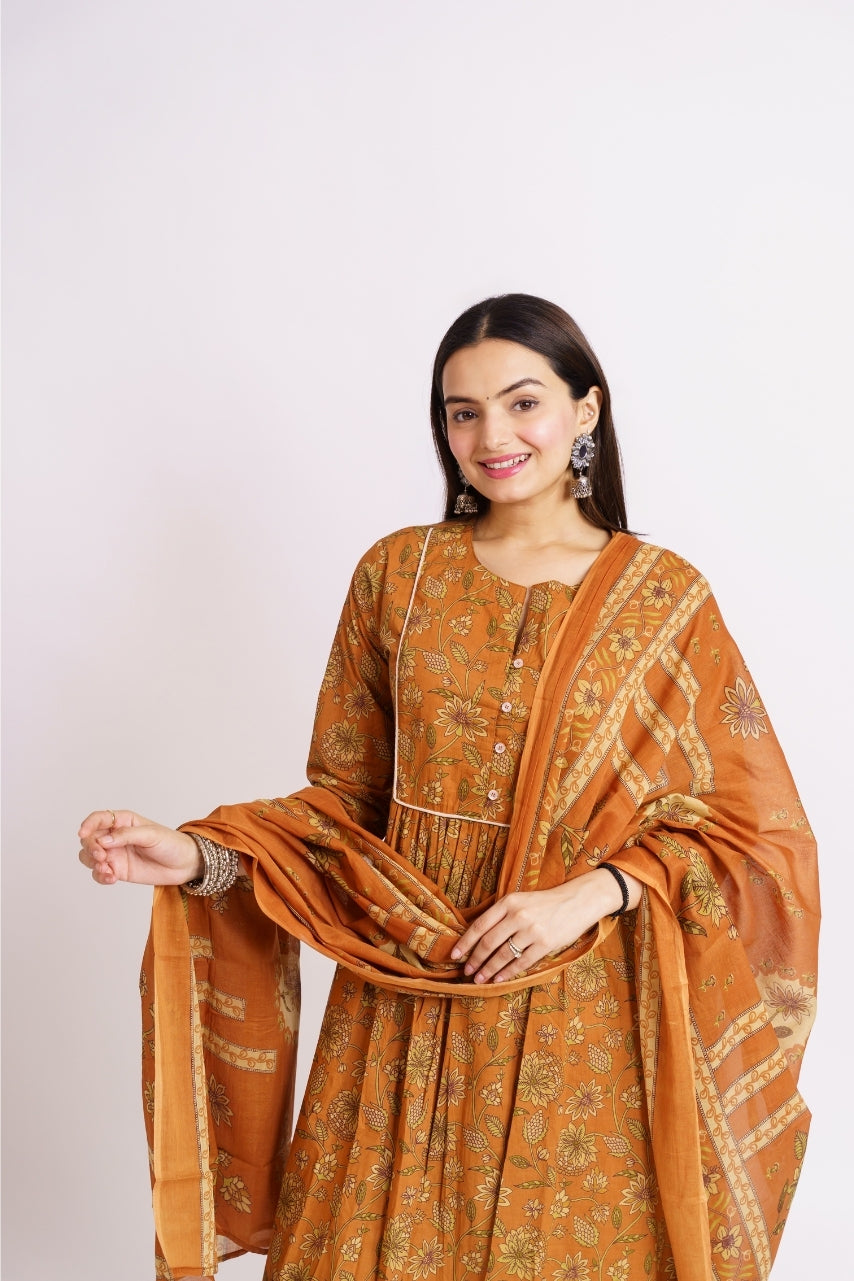 Women's 3-piece floral print kurta pants and dupatta set