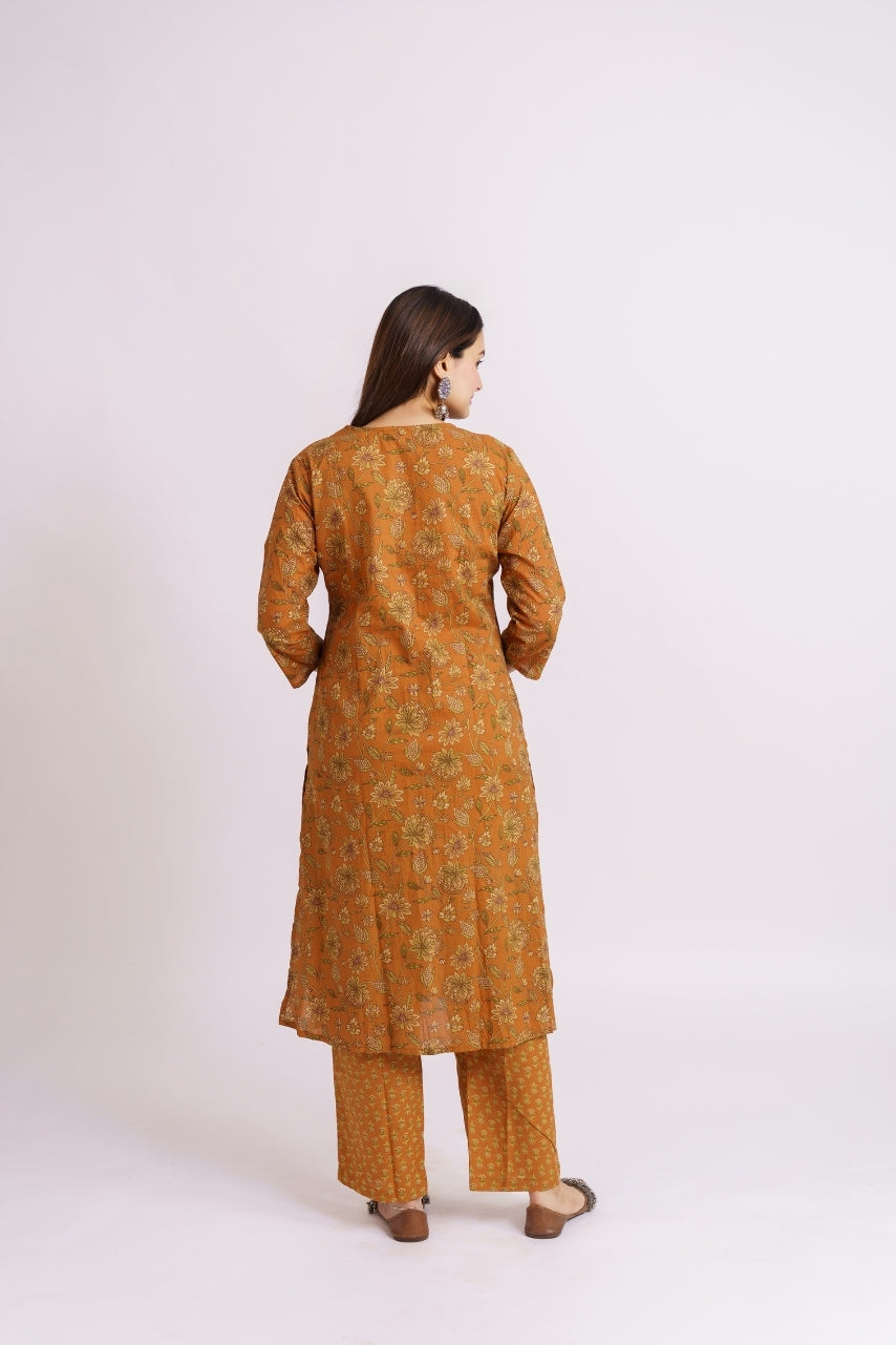 Women's floral print kurta and pants co-ord set in mustard