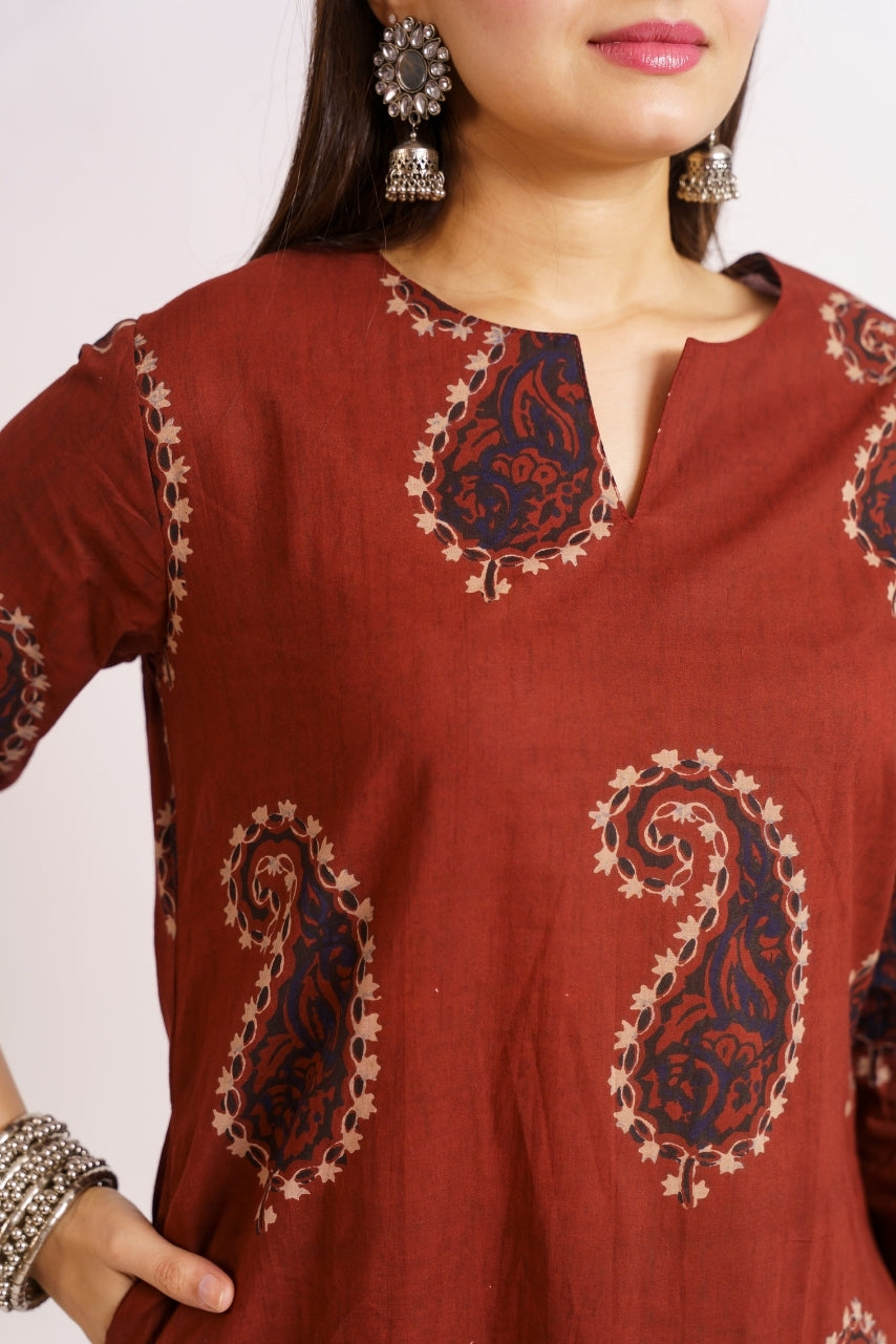 Women's navy paisley print kurta and pants co-ord set