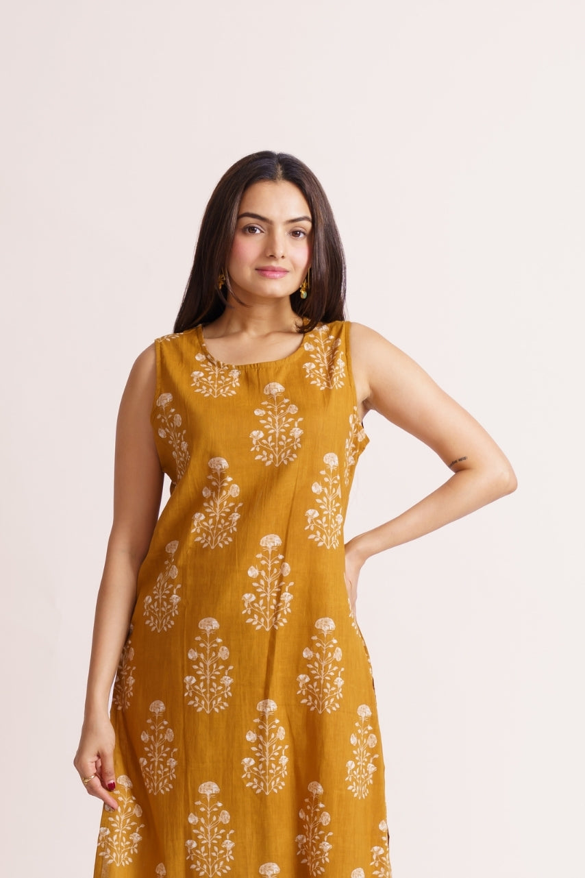 Mustard floral sleeveless kurta with matching straight-fit pants