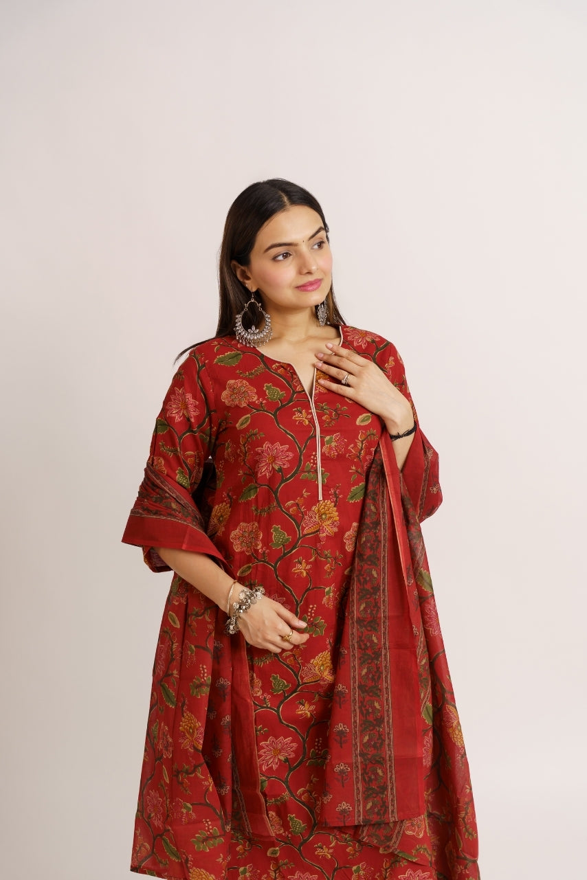 Women's 3-piece multicolor floral print kurta pants and dupatta set