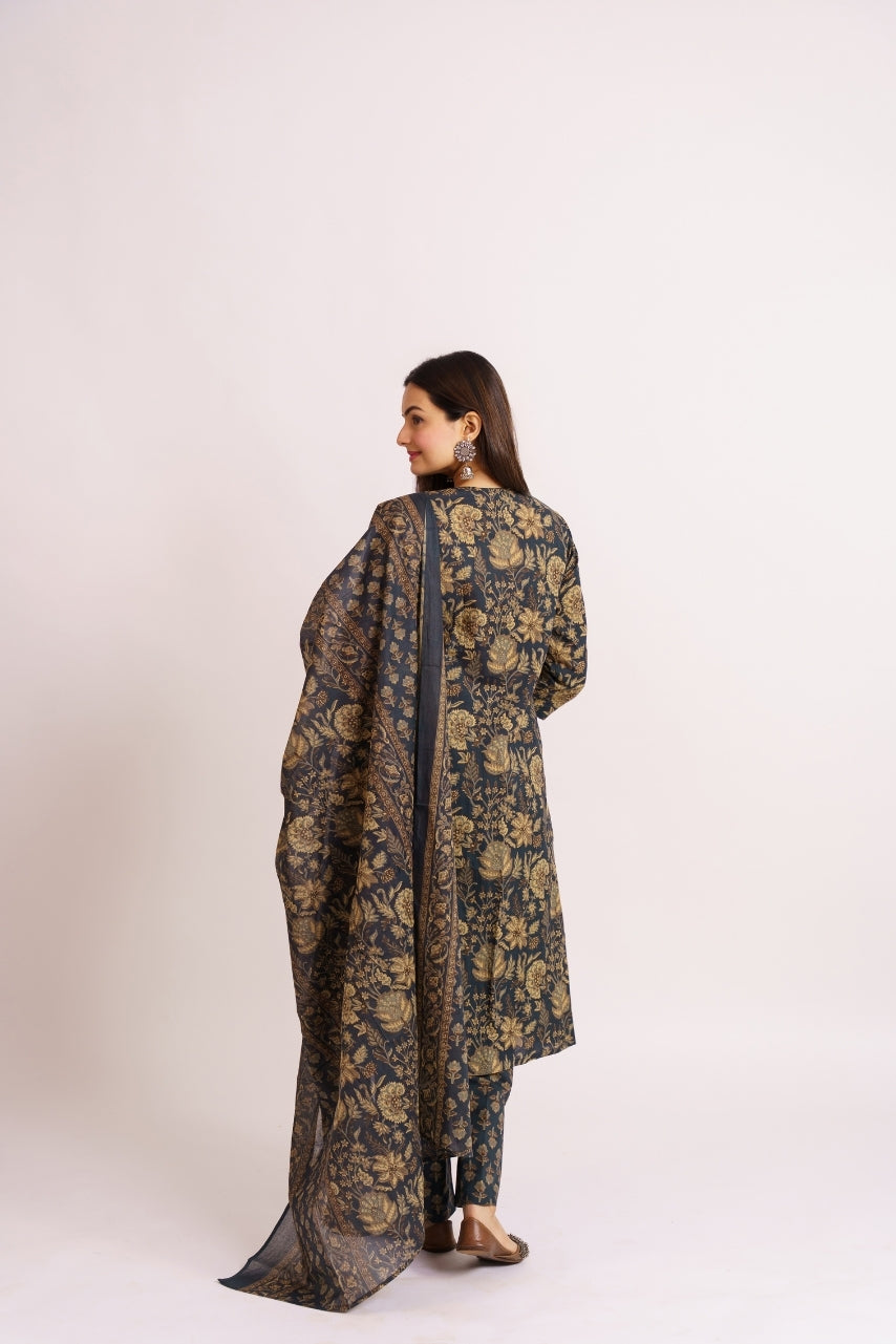 Flared charcoal grey kurta with round neckline and long sleeves