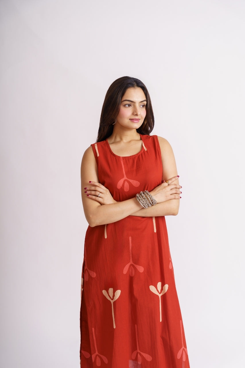 Ethnic-casual rust red cotton palazzo set with bangles