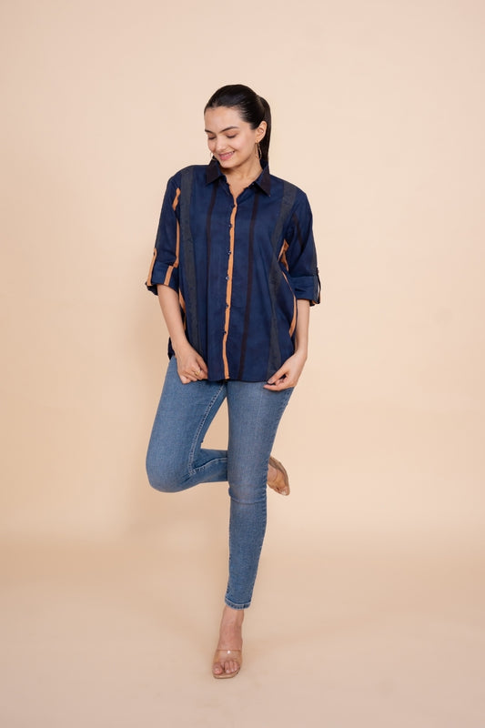 Women Pure Cotton Multicolor stripes printed relaxed fit shirt, front view 4