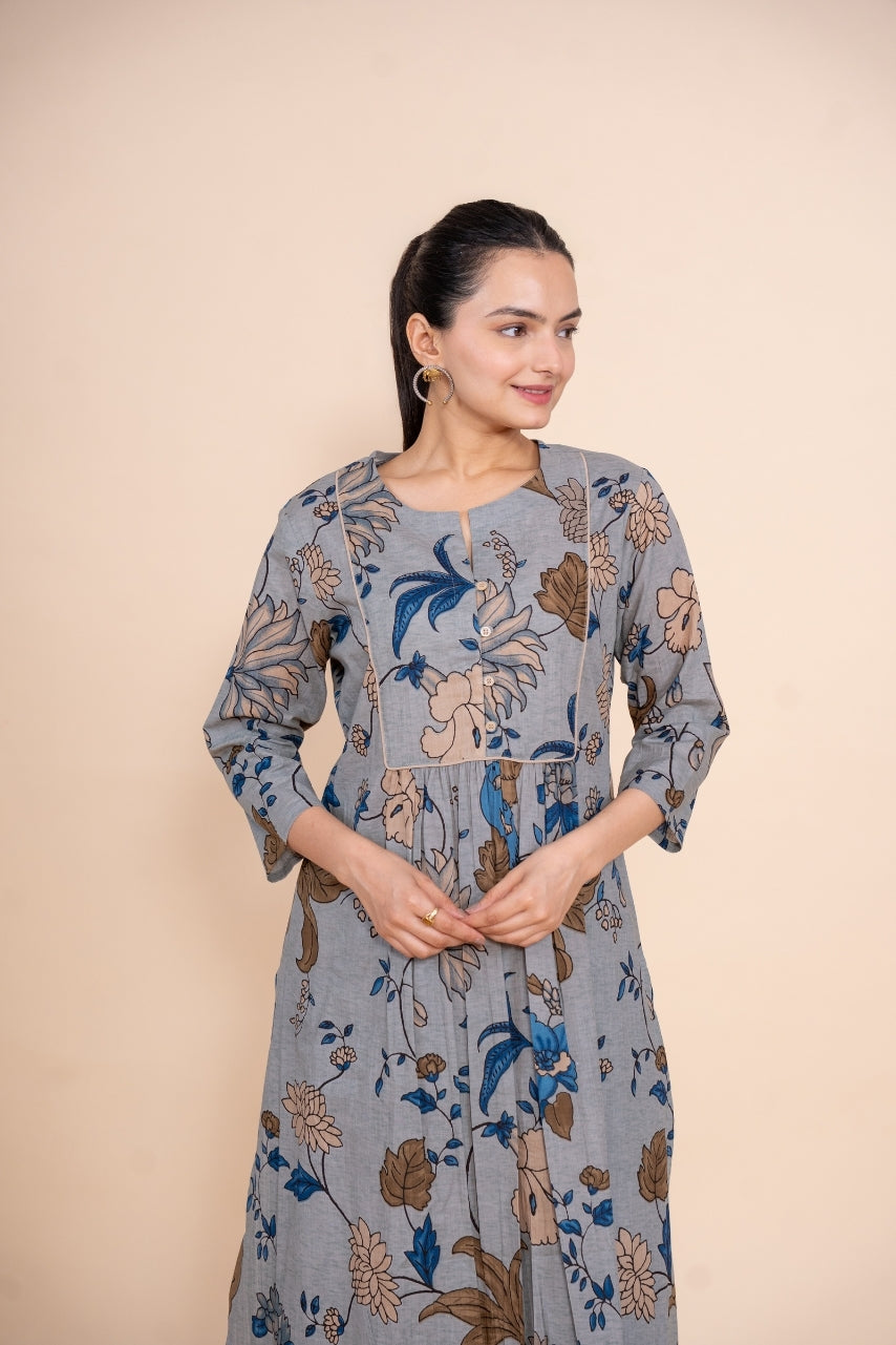 Women multicolor floral designer printed cotton co-ord set lounge wear, front view 4