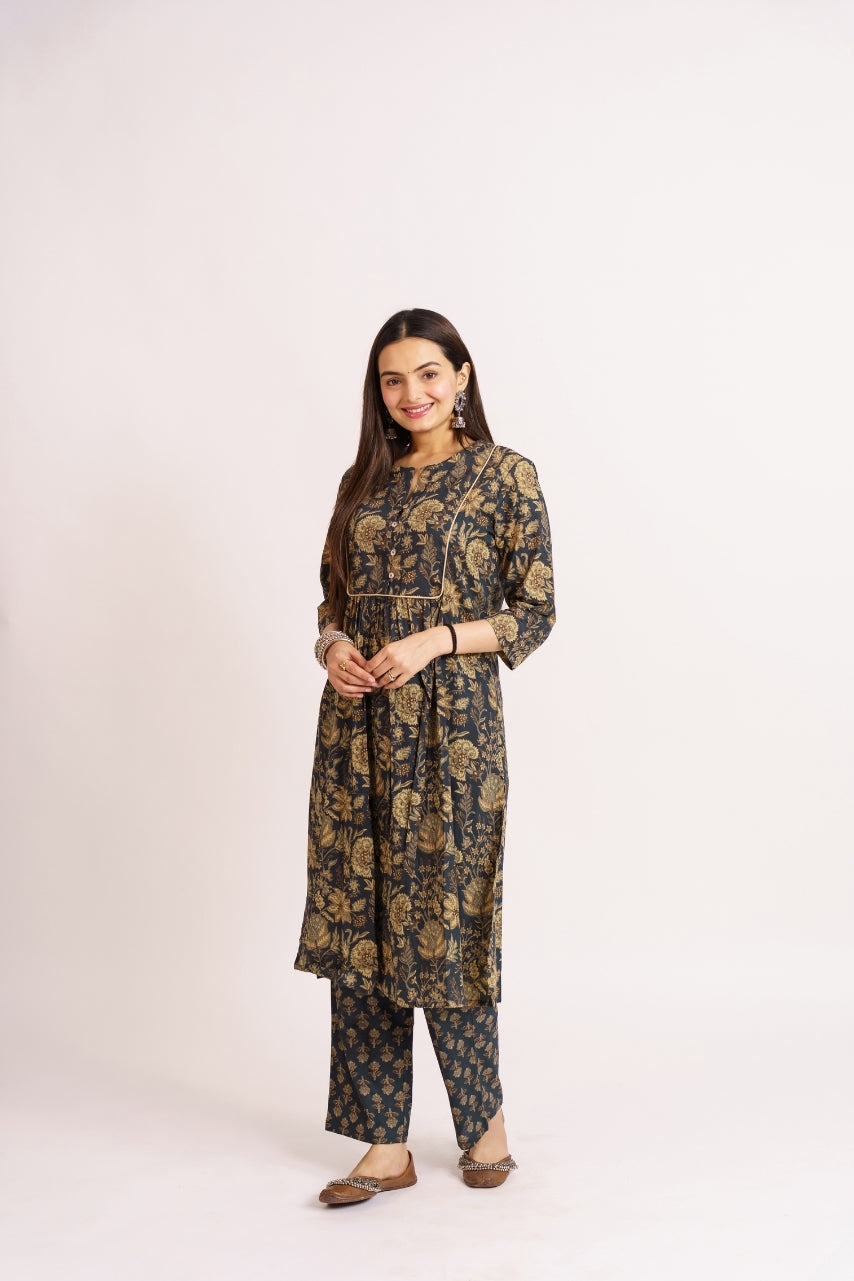 Charcoal coord set paired with juttis for festive ethnic look