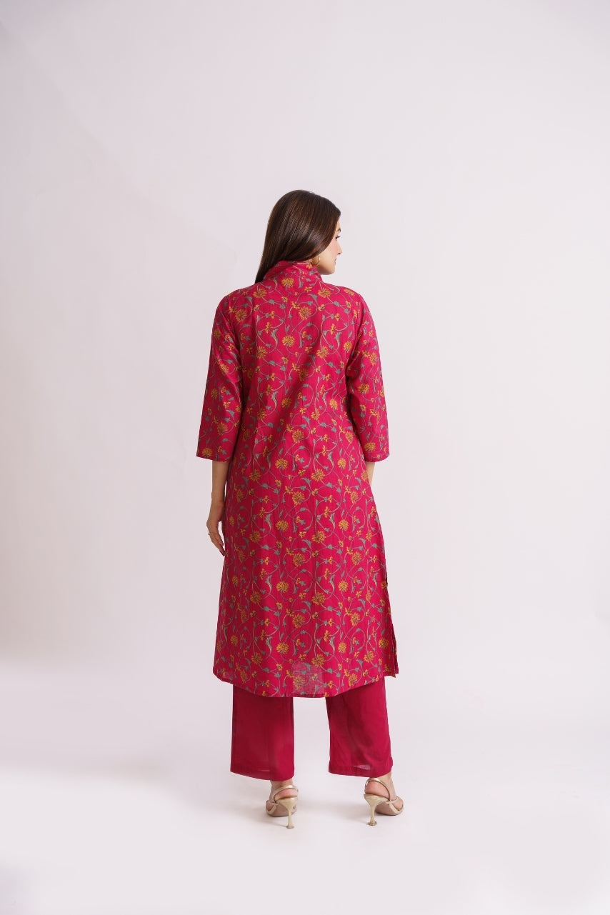 Cotton kurti three-quarter sleeve and A-line detail